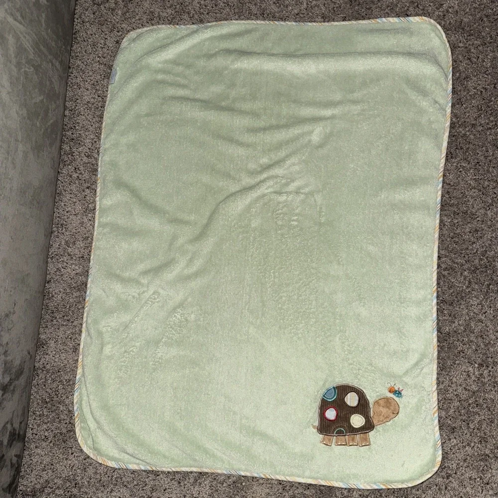 Carter's Green‎ Fleece Turtle Baby Blanket Striped Edge Brown with Spots Bee